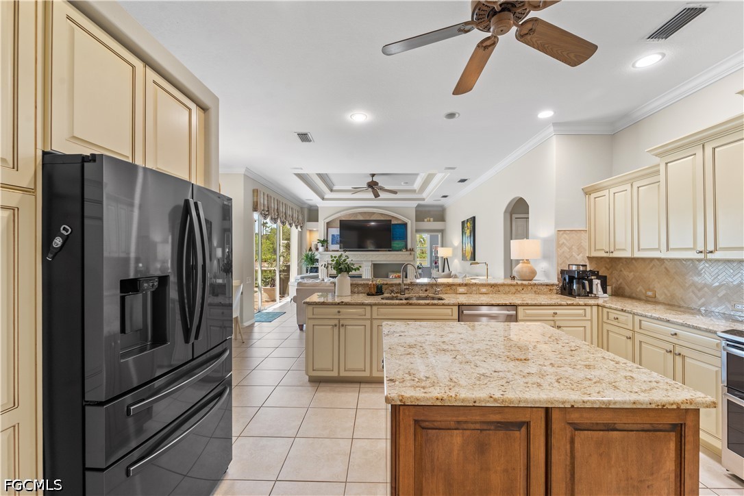 7661 Knightwing Cir Property Photo 15