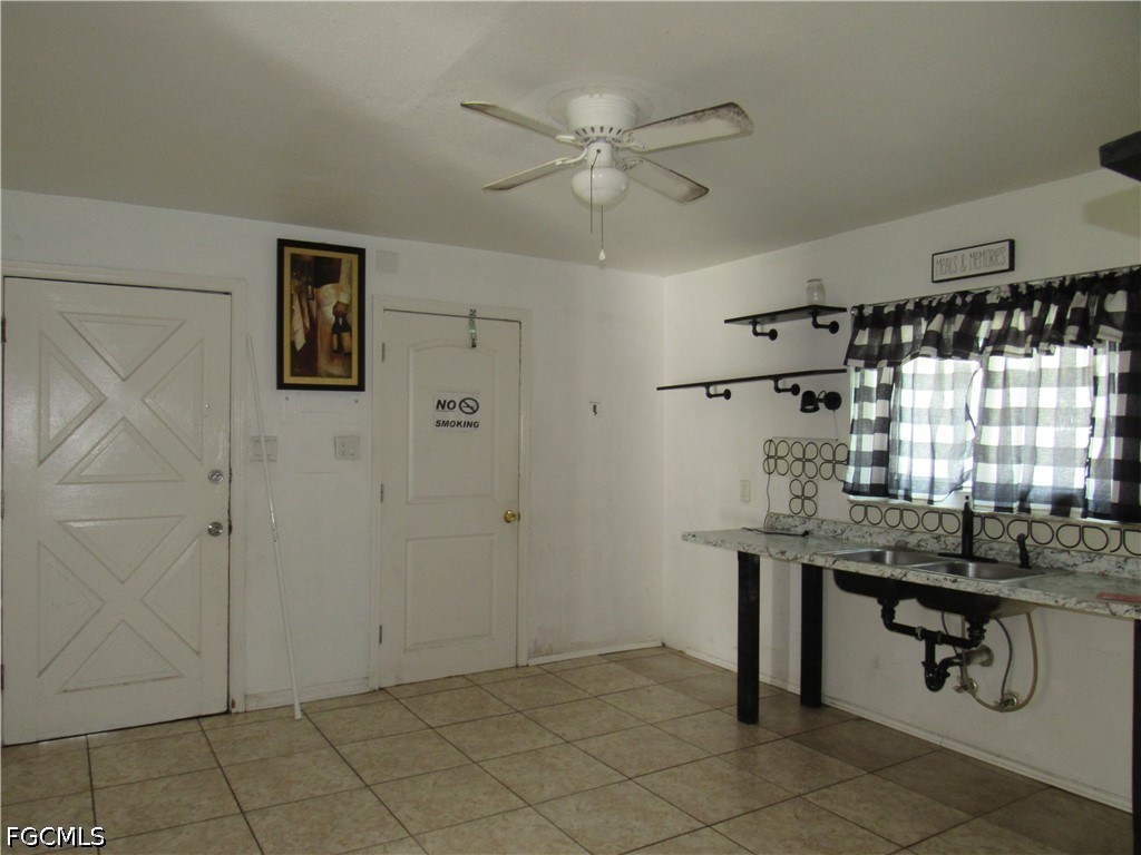 2365 Canal St Property Photo 7