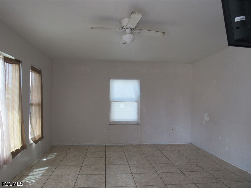 2365 Canal St Property Photo 10