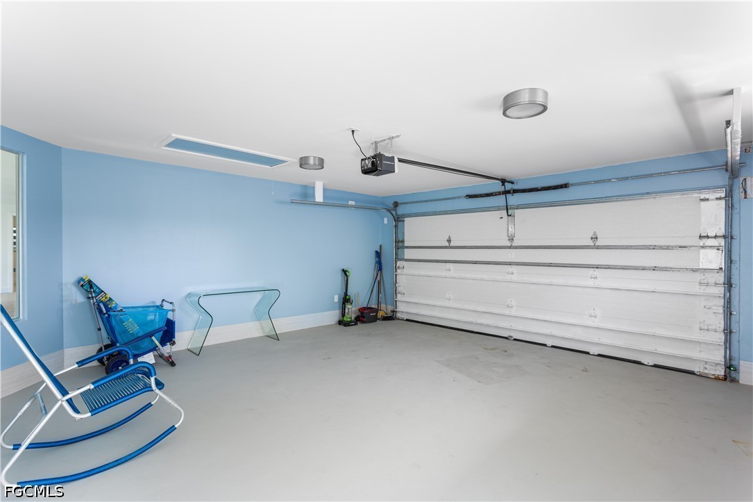 240 Southwinds Dr Property Photo 12