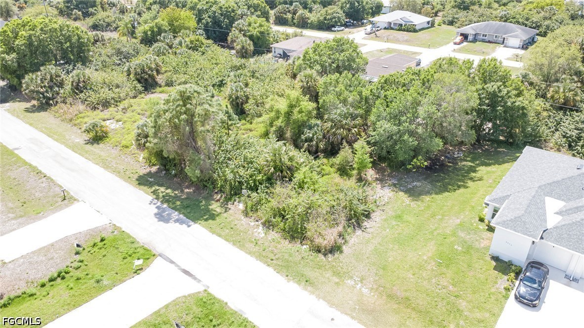 6035-6037 Latimer Ave Property Photo 3