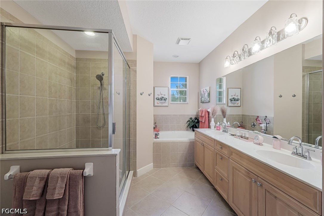16580 Crownsbury Way 202 Property Photo 12