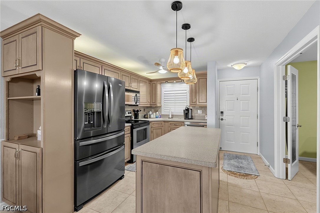 6891 Estero Blvd 362 Property Photo 13