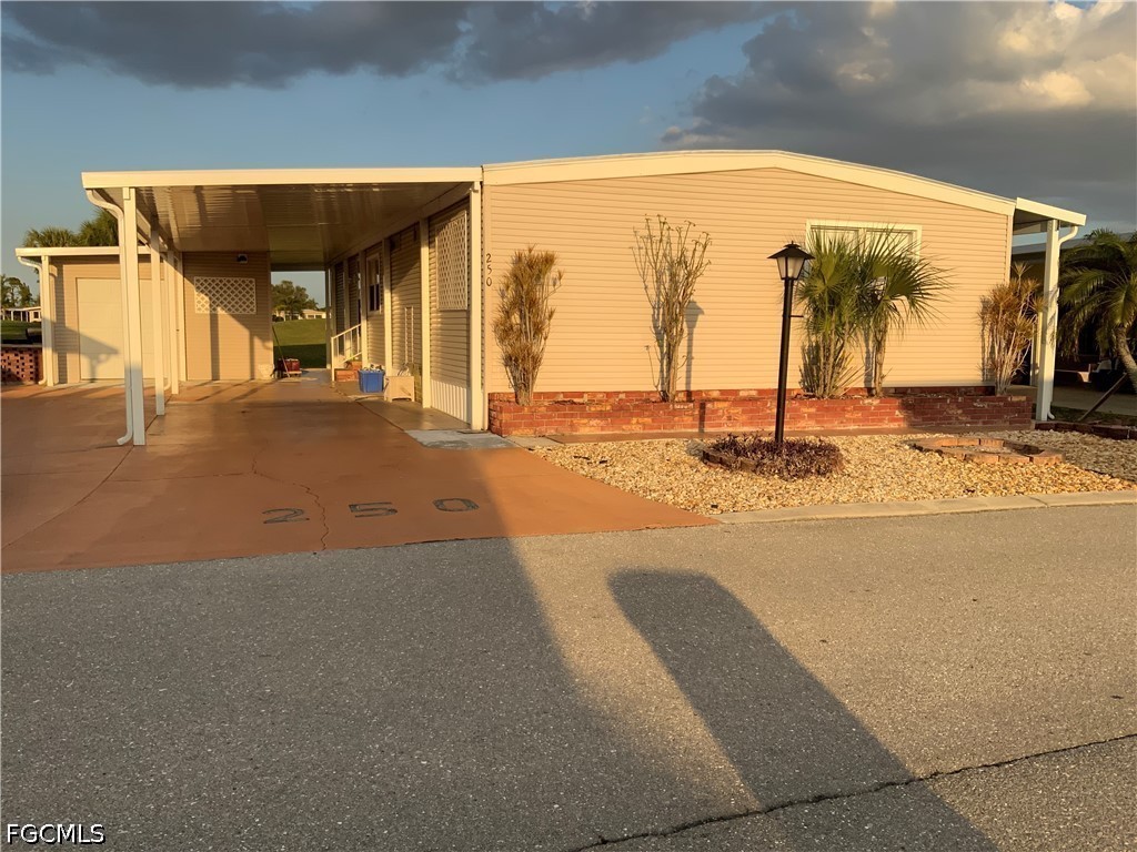 250 Palmer Blvd Property Photo 1
