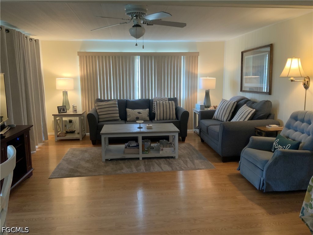 250 Palmer Blvd Property Photo 4