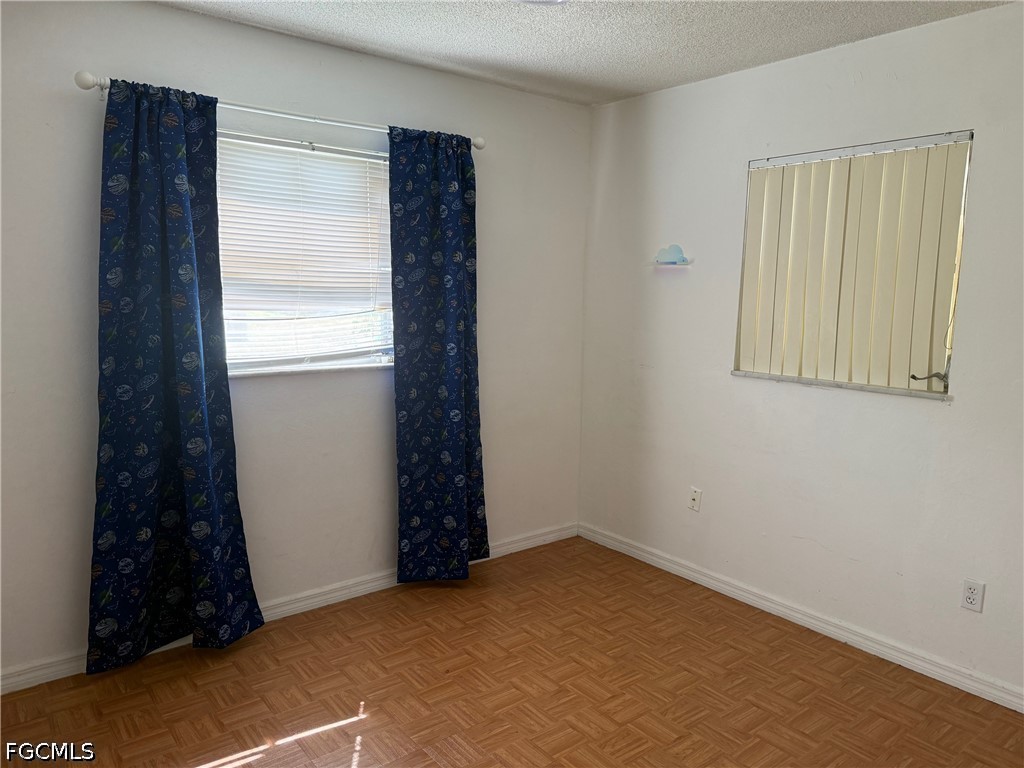212 Davis Rd Property Photo 12