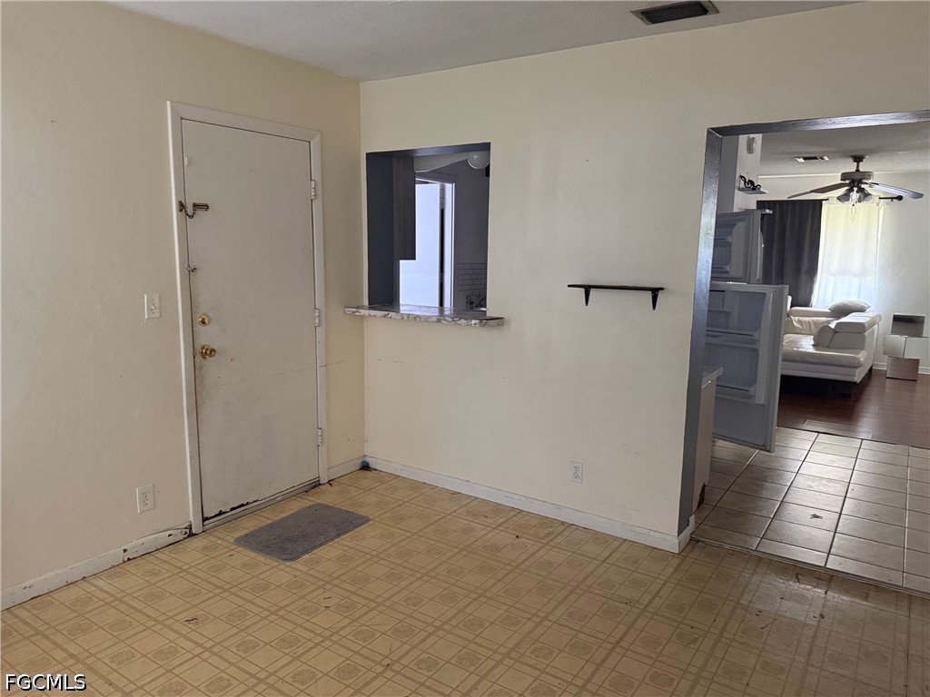212 Davis Rd Property Photo 15