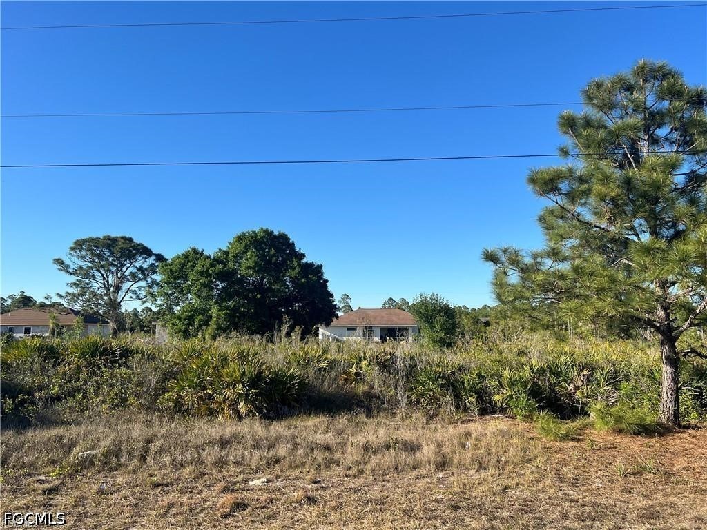 2706 49th St W Property Photo 4