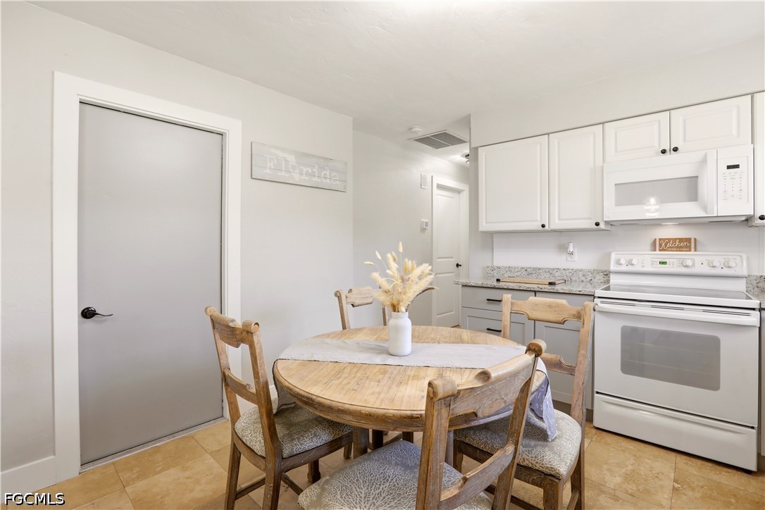 14963 Wise Way Property Photo 14