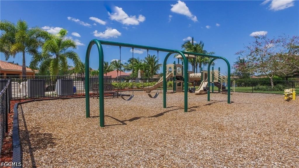10960 Cherry Laurel Dr Property Photo 32