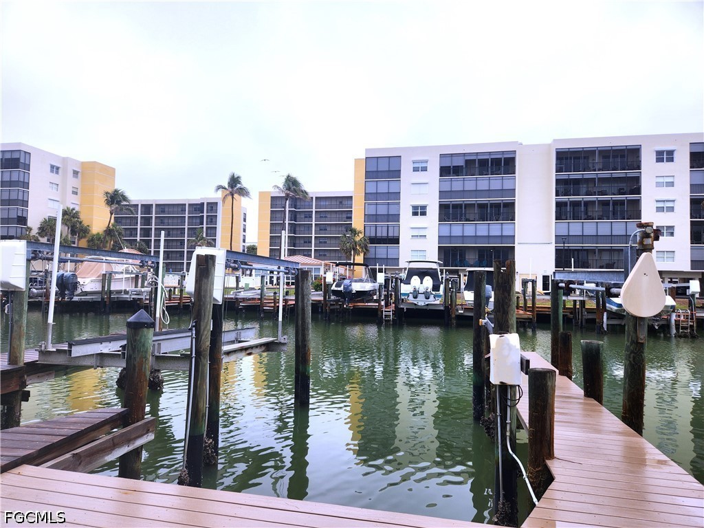 4511 Bay Beach Lane Property Photo 1