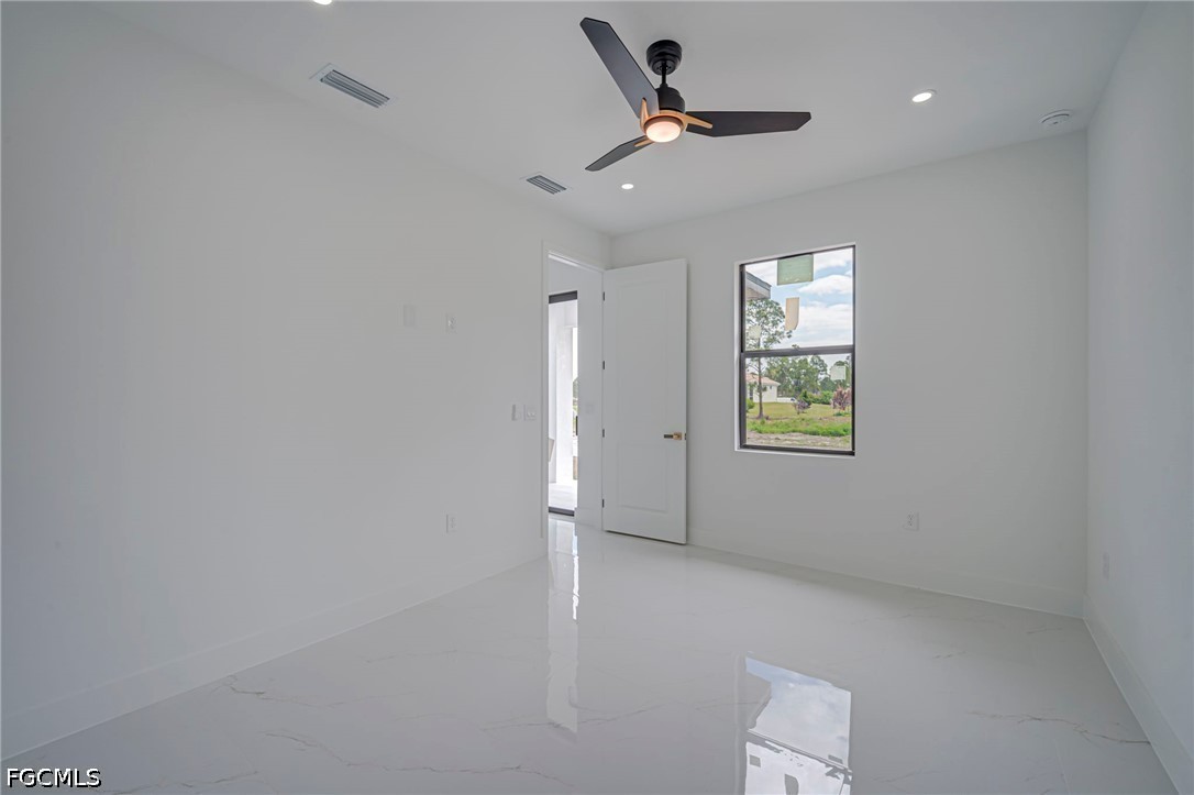 1002 Pine Ave Property Photo 18