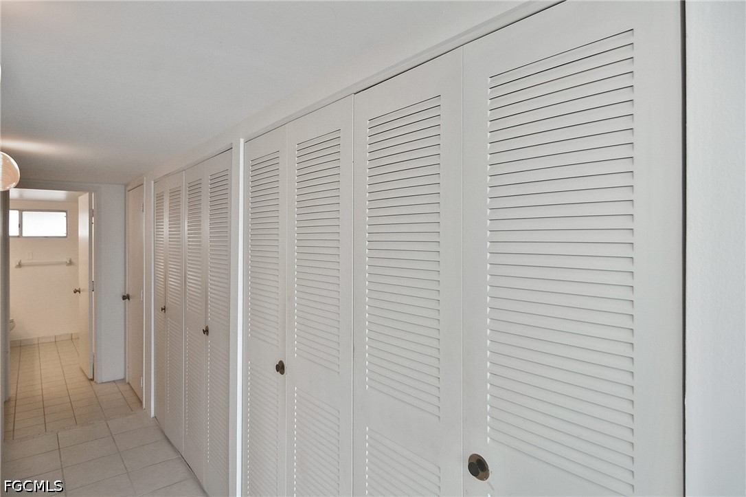 200 Periwinkle Way 225 Property Photo 22