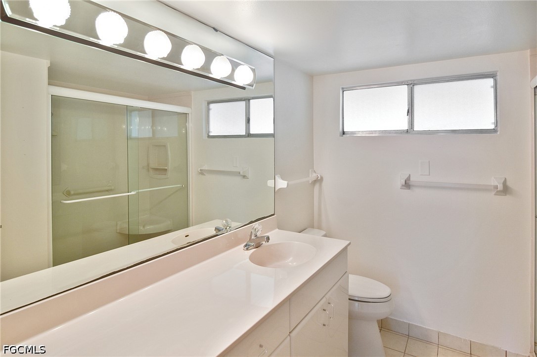 200 Periwinkle Way 225 Property Photo 23