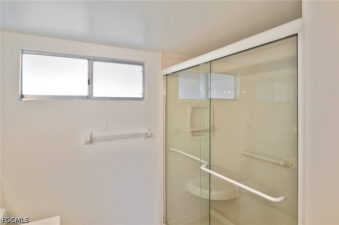 200 Periwinkle Way 225 Property Photo 24