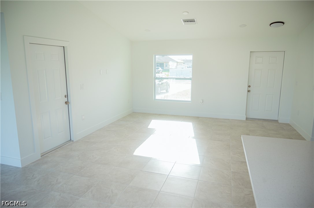 304 Panorama Ave Property Photo 5