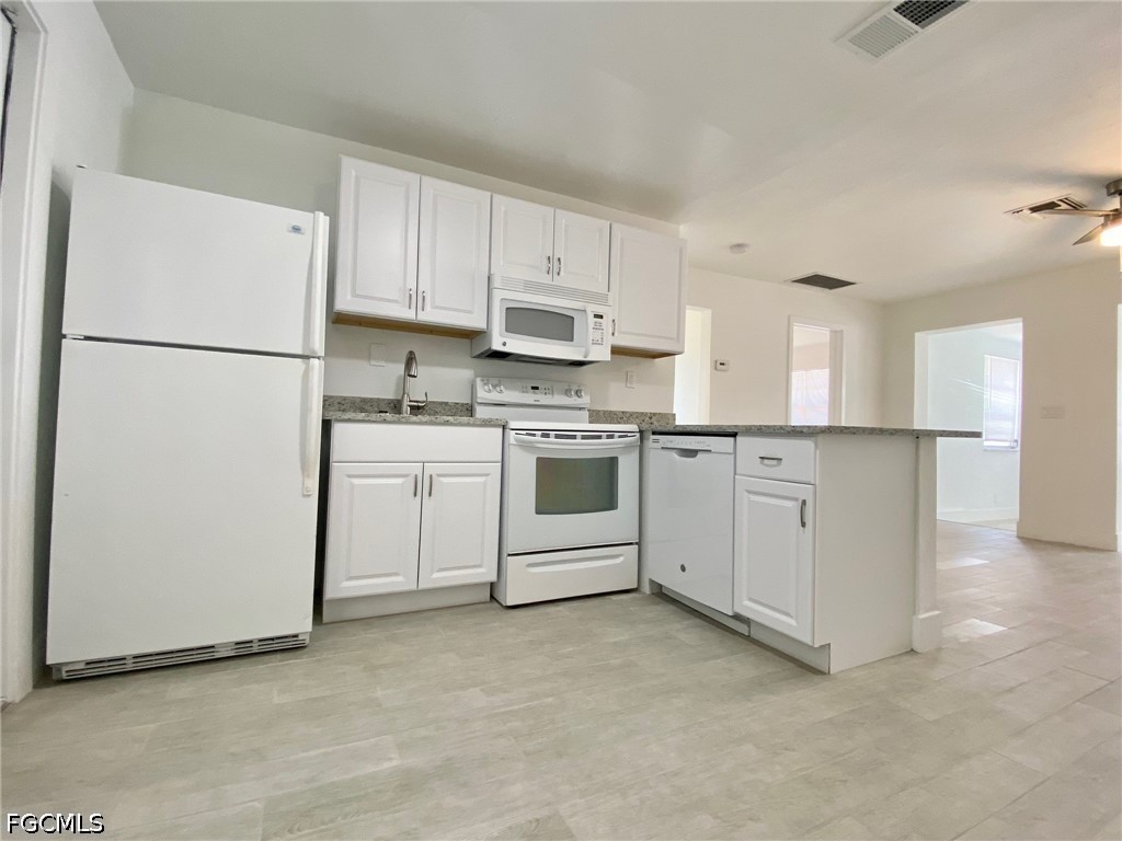 317 Tarpon Dr Property Photo 14