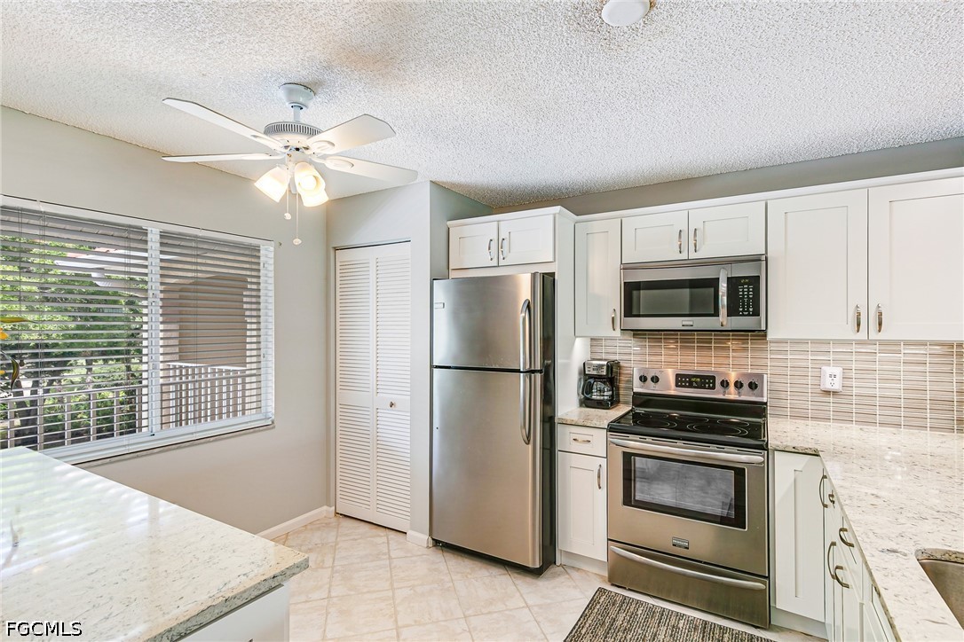 3655 Amberly Cir A302 Property Photo 4