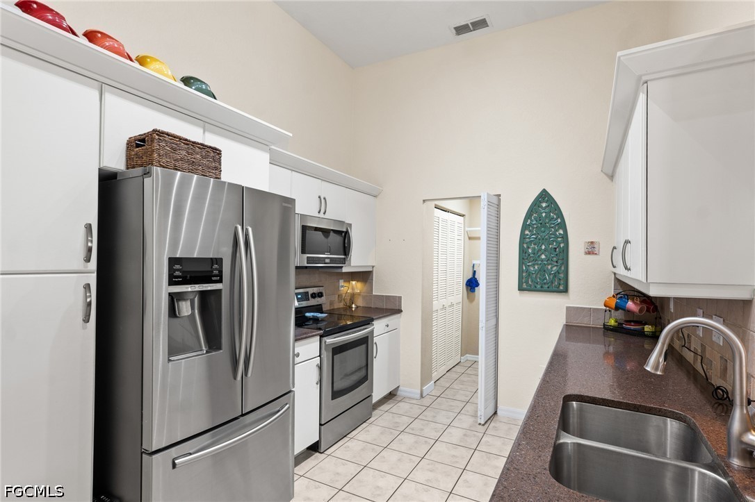 27079 Matheson Ave 207 Property Photo 12