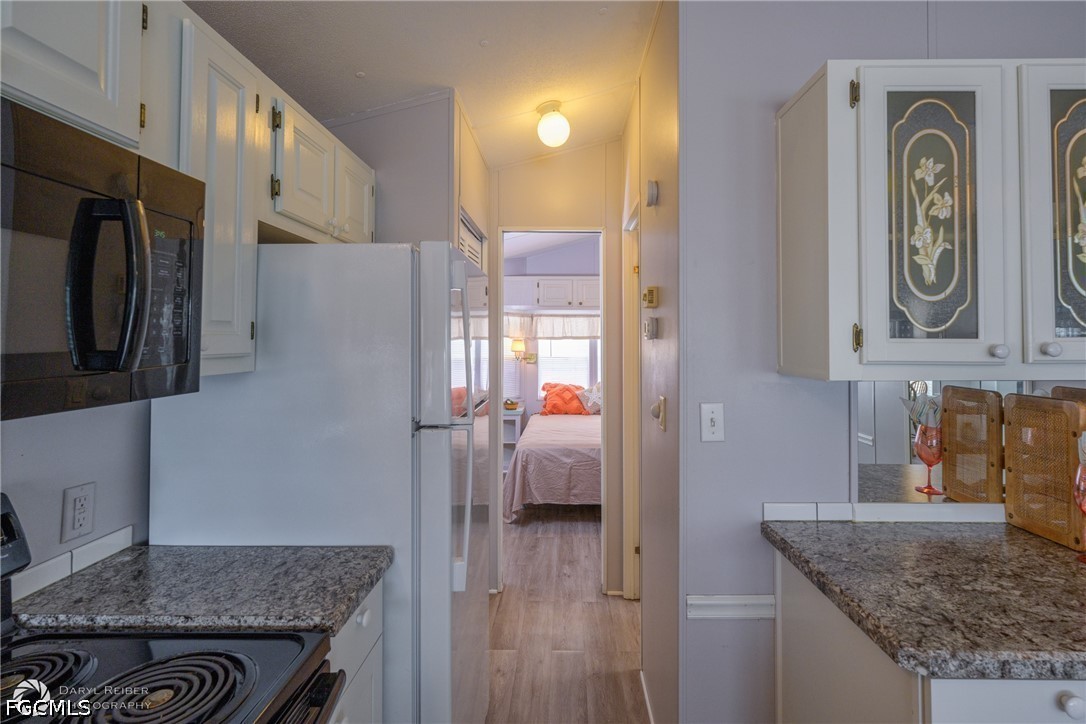 11089 Sunglow Ln Property Photo 17