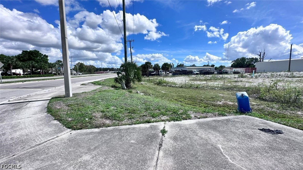 3511 Veronica S Shoemaker Blvd Property Photo 10