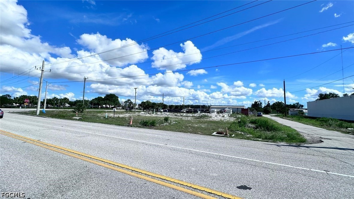 3511 Veronica S Shoemaker Blvd Property Photo 12