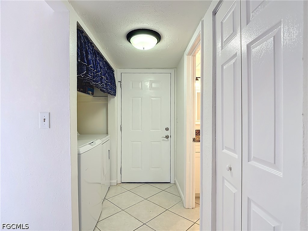 4293 Island Cir 4 Property Photo 6