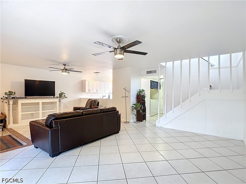 4293 Island Cir 4 Property Photo 16