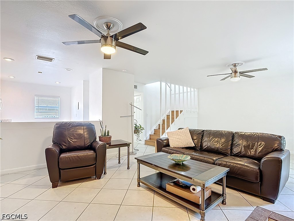 4293 Island Cir 4 Property Photo 19