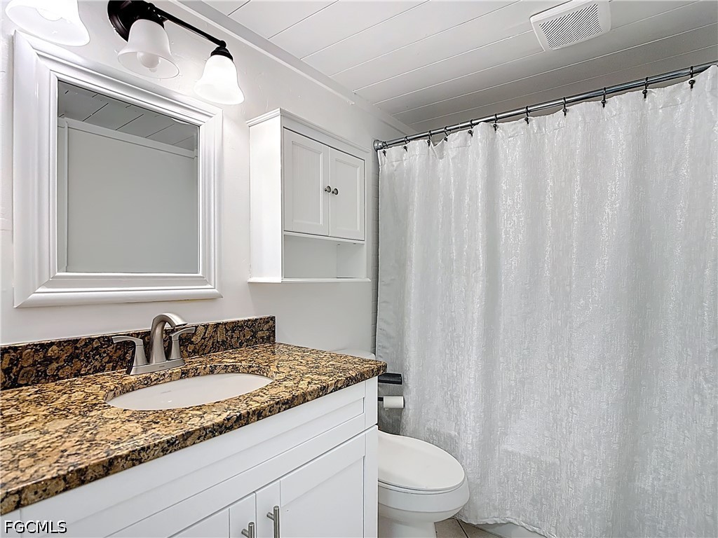 4293 Island Cir 4 Property Photo 30
