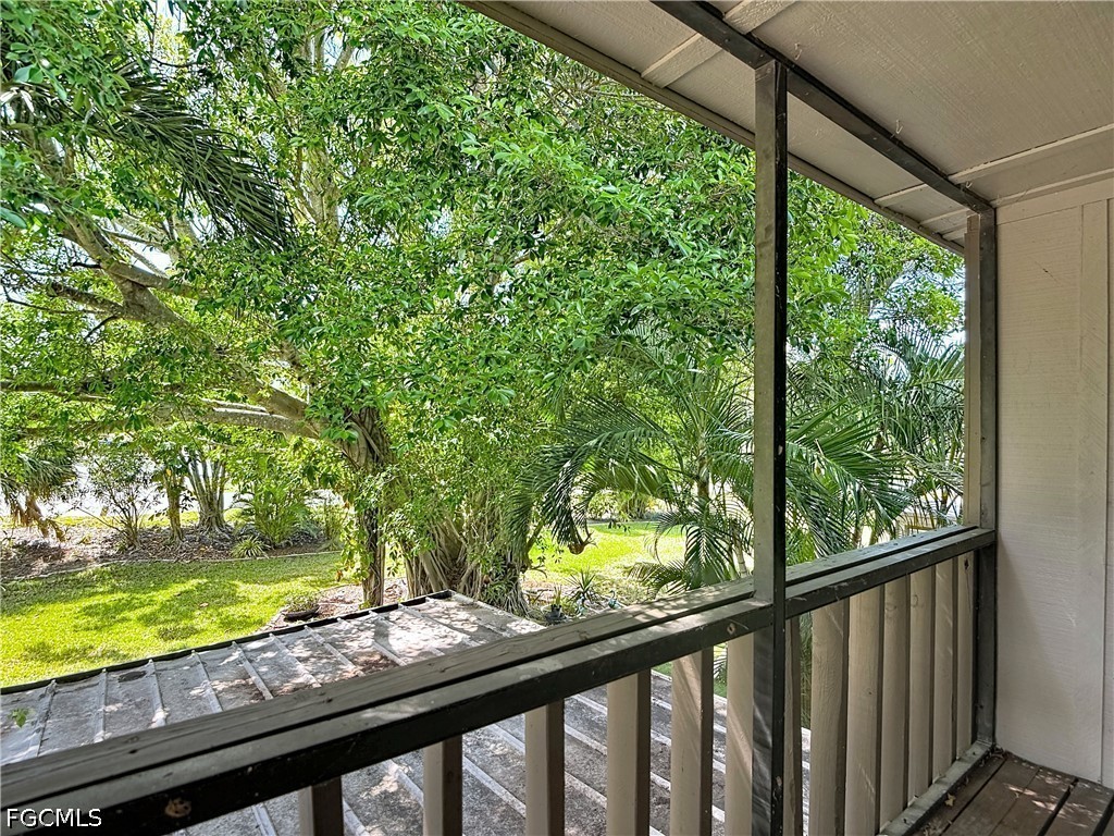 4293 Island Cir 4 Property Photo 33