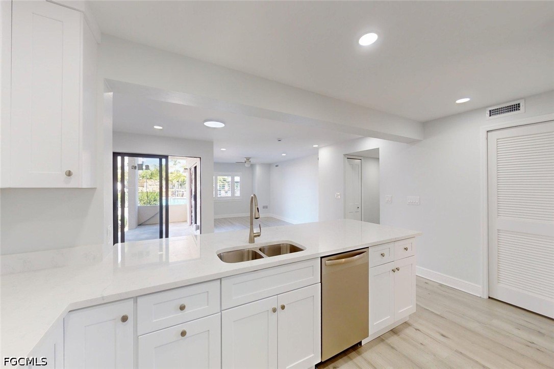 6660 Estero Blvd 105 Property Photo 11