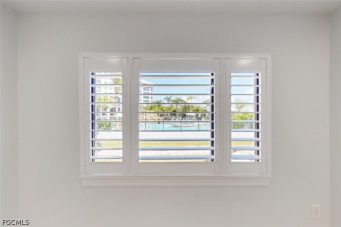 6660 Estero Blvd 105 Property Photo 21