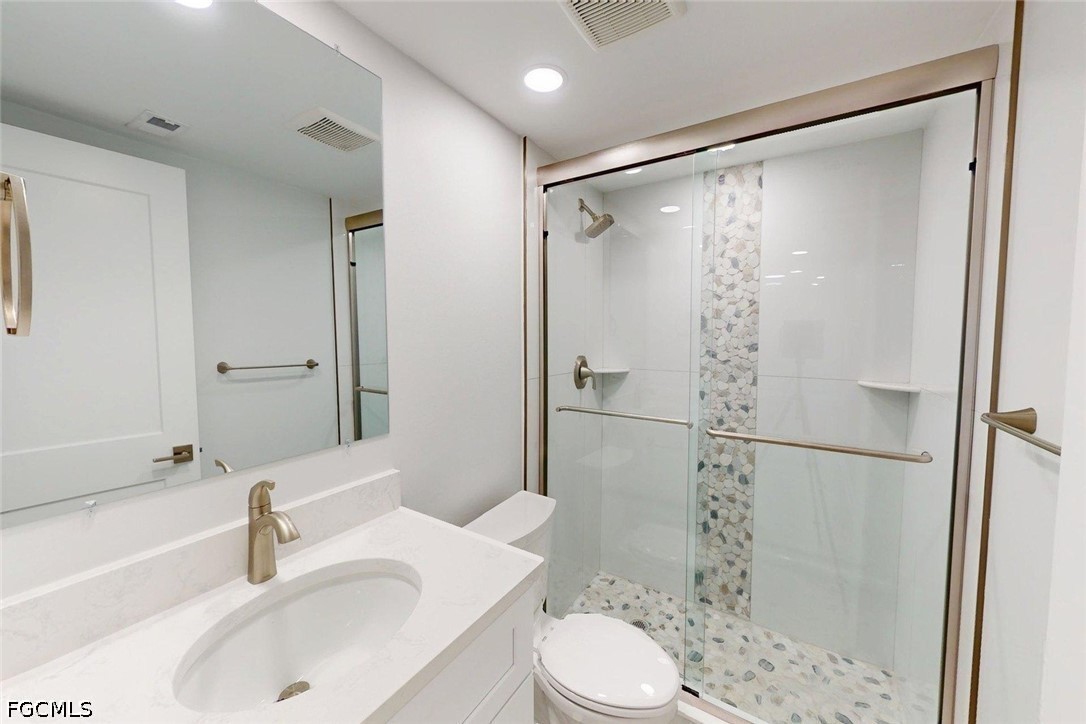 6660 Estero Blvd 105 Property Photo 24