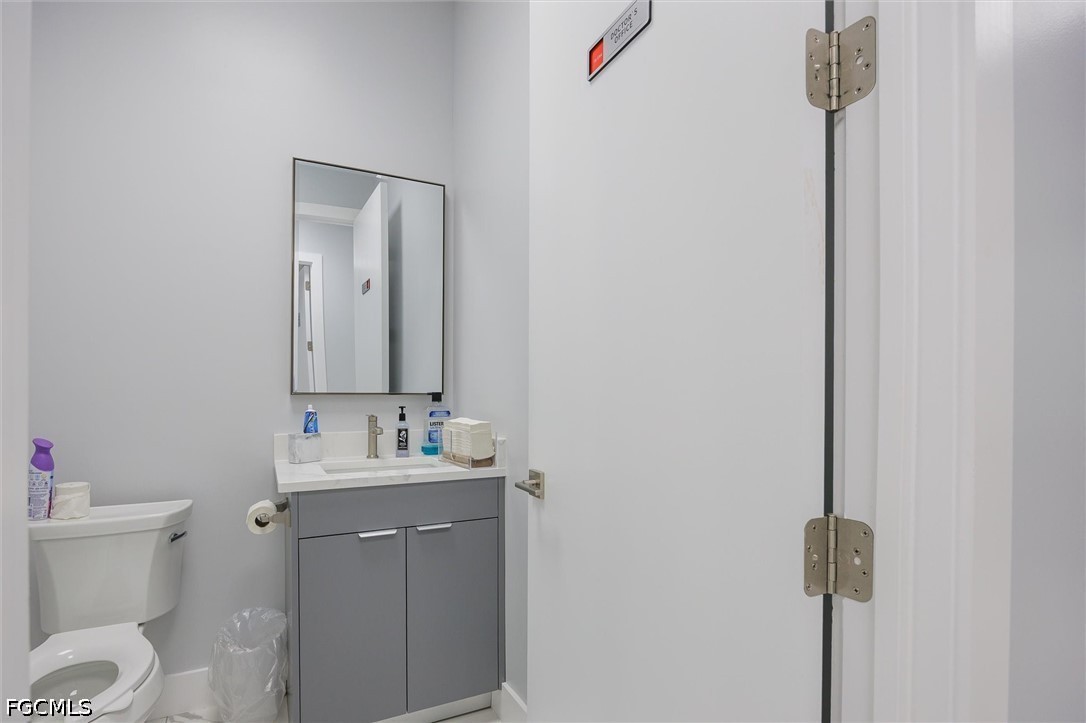 22904 Lyden Dr 1 Property Photo 25