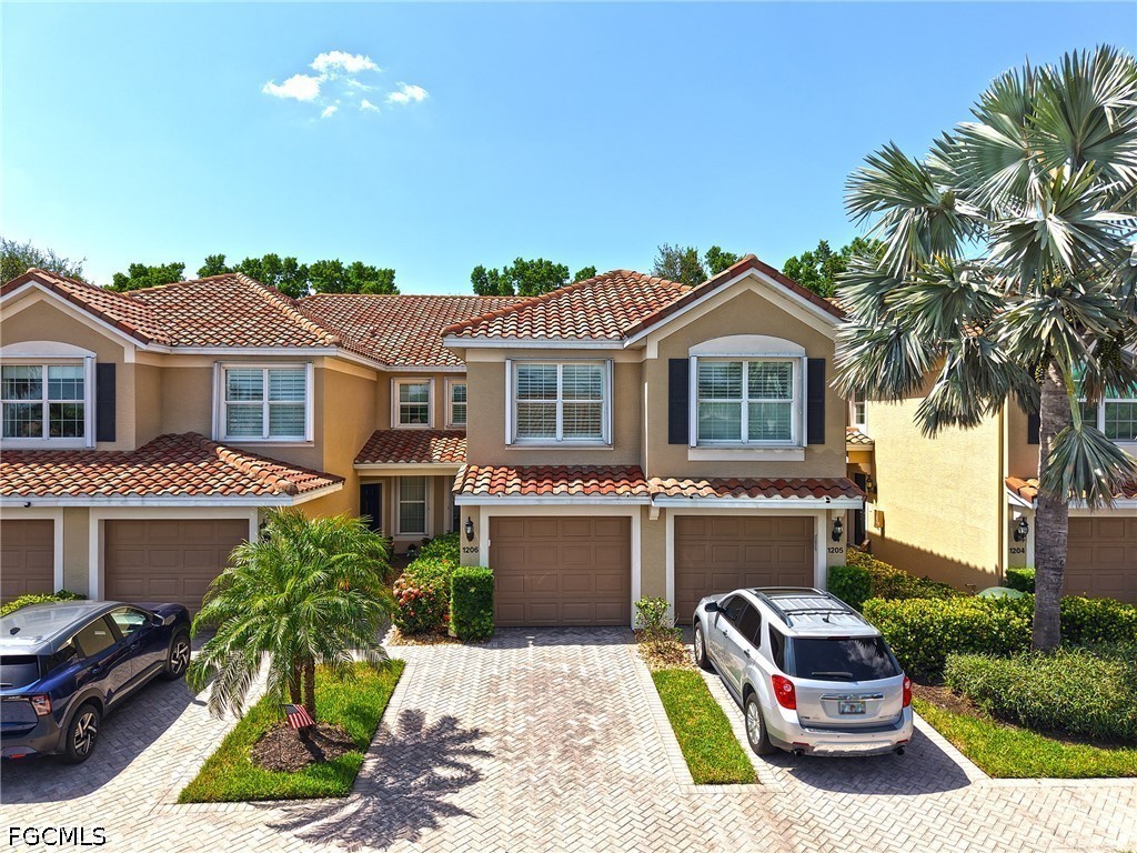 9060 Triangle Palm Ln 1206 Property Photo 1