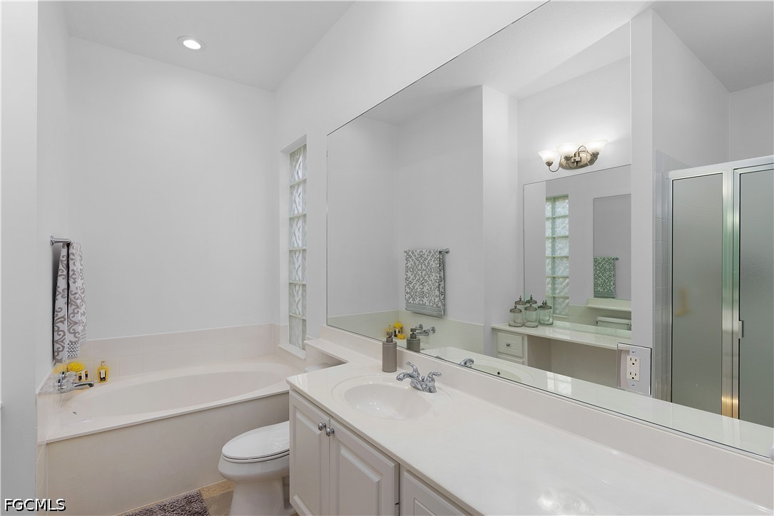 7983 Valentina Ct Property Photo 32