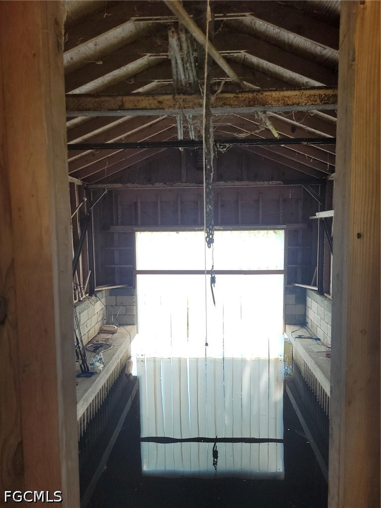 1104 Gulf St Property Photo 19