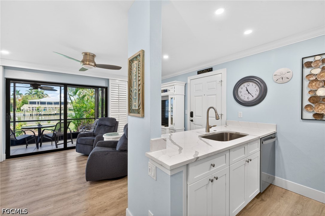 845 E Gulf Dr 1441 Property Photo 17