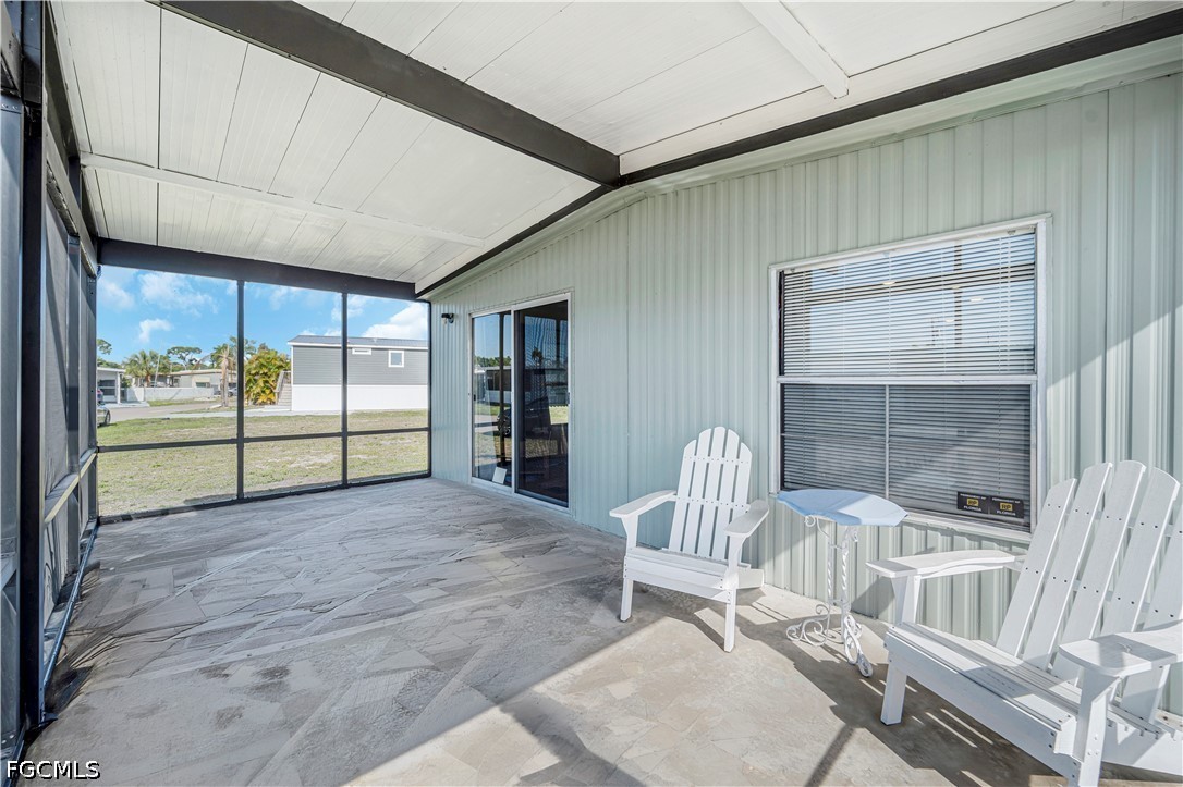 5655 Captain John Smith Loop Property Photo 3