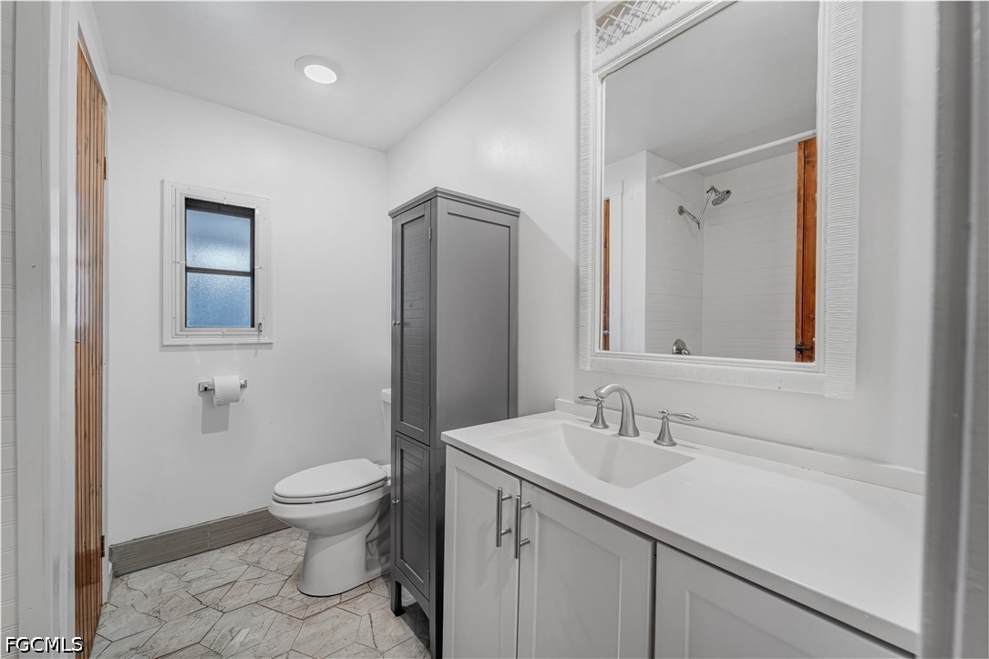 5655 Captain John Smith Loop Property Photo 24