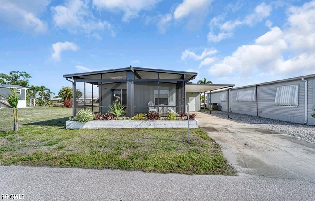 5655 Captain John Smith Loop Property Photo 48