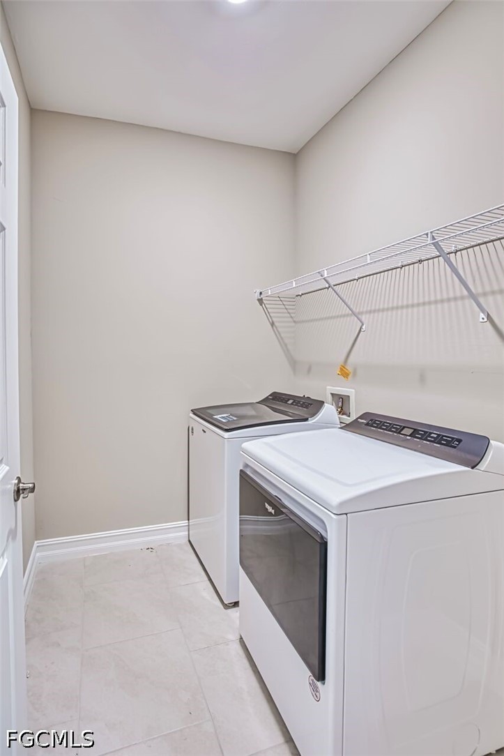 2017 Summersweet Dr Property Photo 17