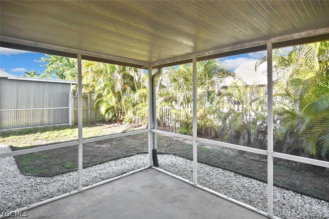 15065 Cloverdale Dr Property Photo 15