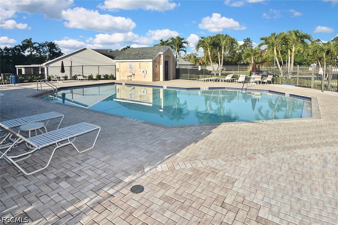 15065 Cloverdale Dr Property Photo 16