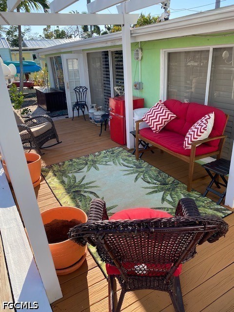 2647 Pine St Property Photo 22
