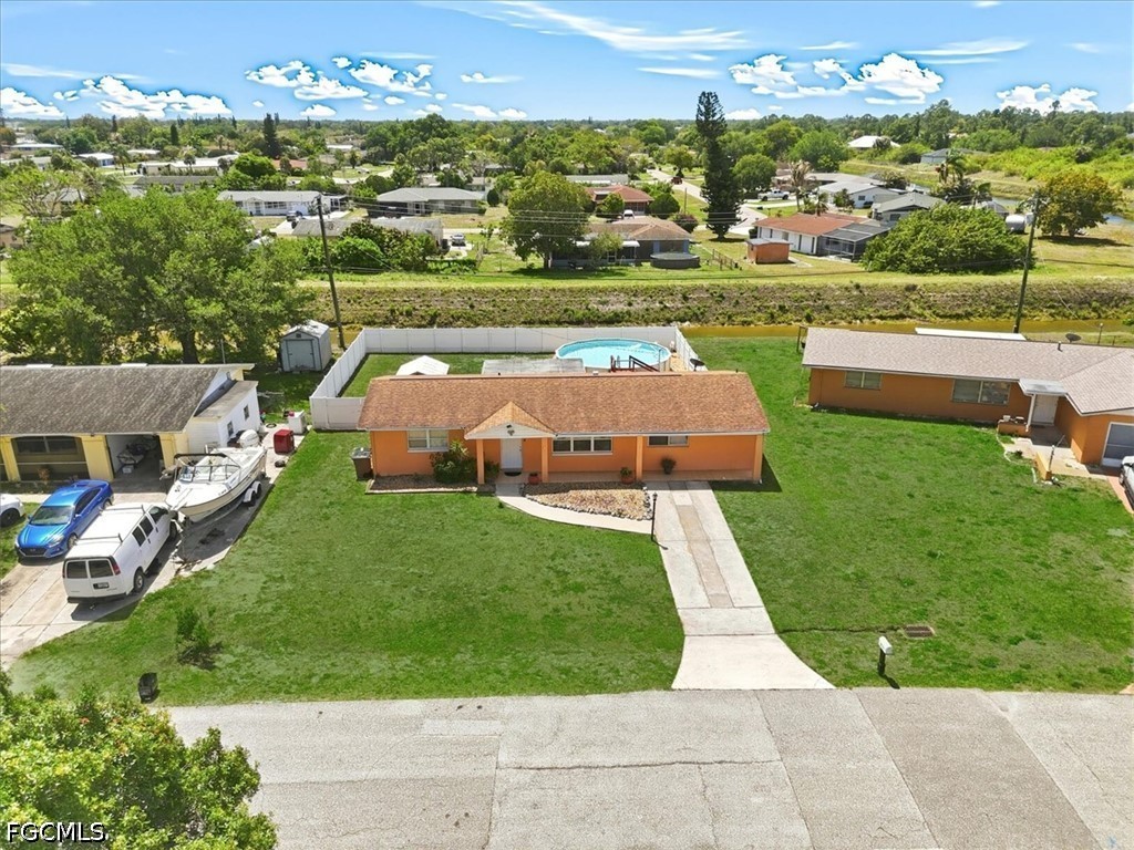 1524 Markdale St E Property Photo 1