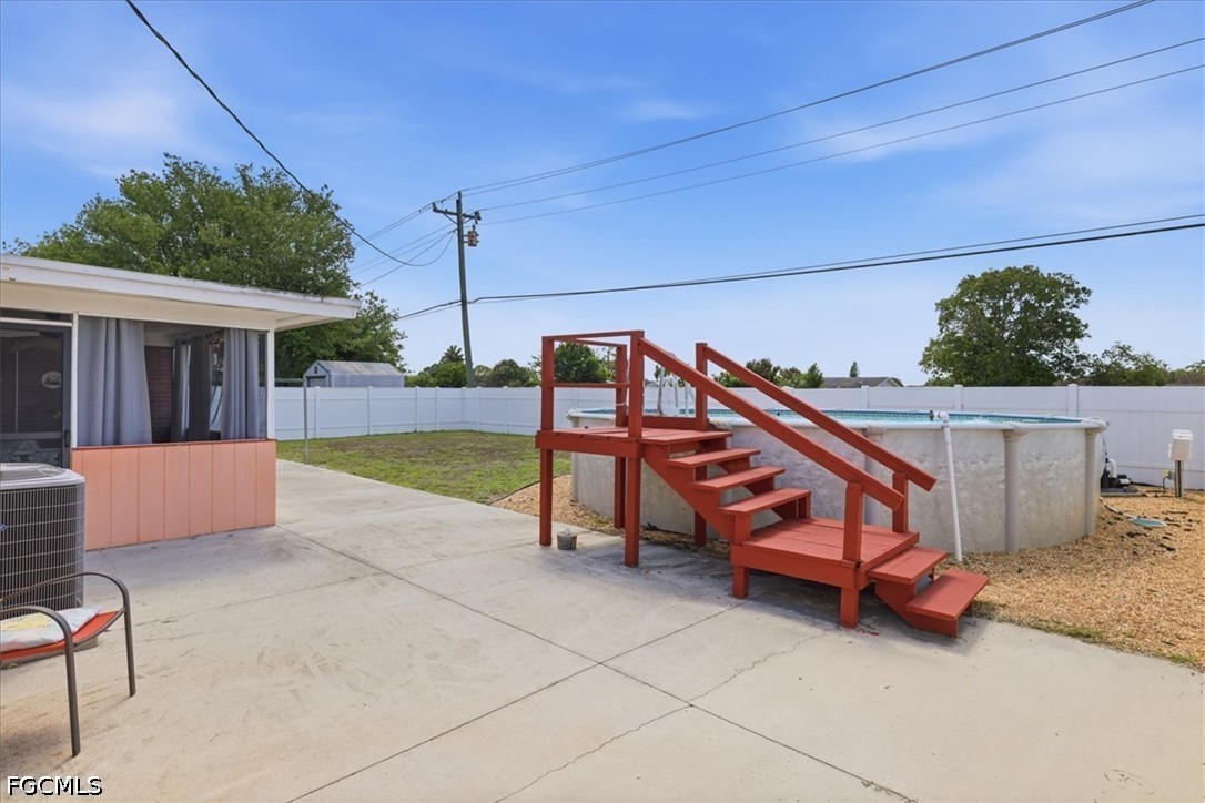 1524 Markdale St E Property Photo 22