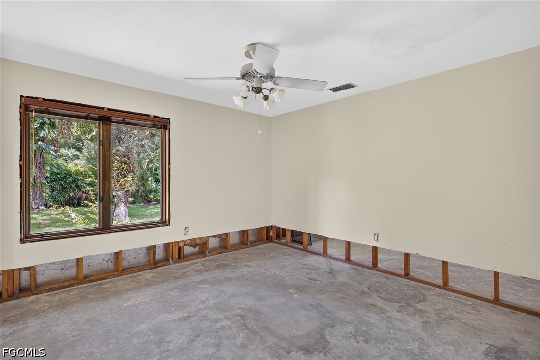 2026017490 Property Photo 14