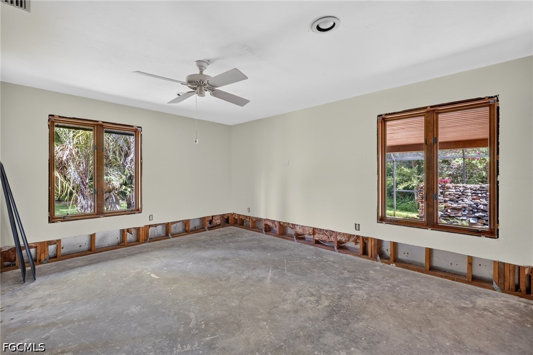 2026017490 Property Photo 15